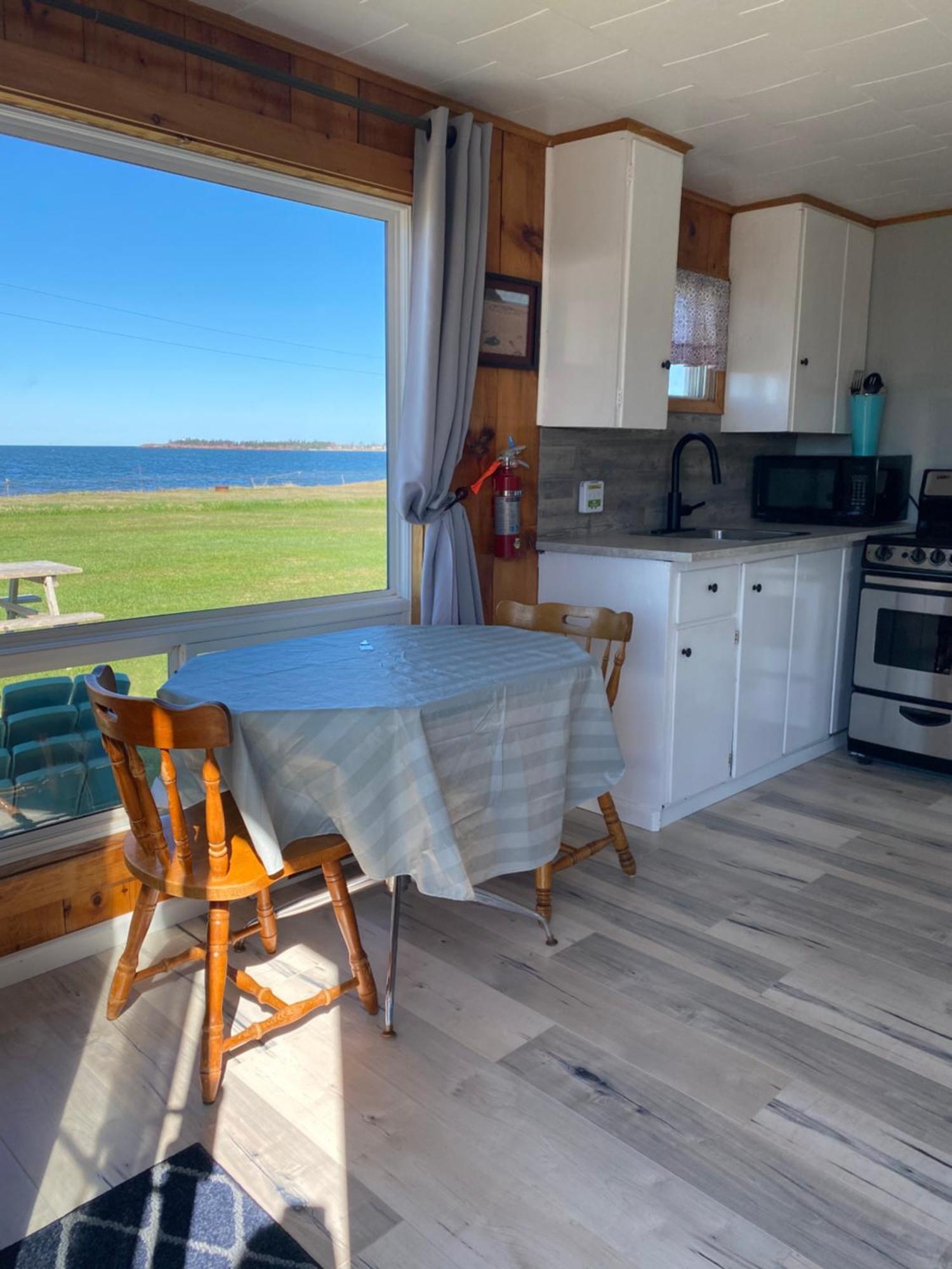 Cottages On Pei-Oceanfront Bedeque Extérieur photo